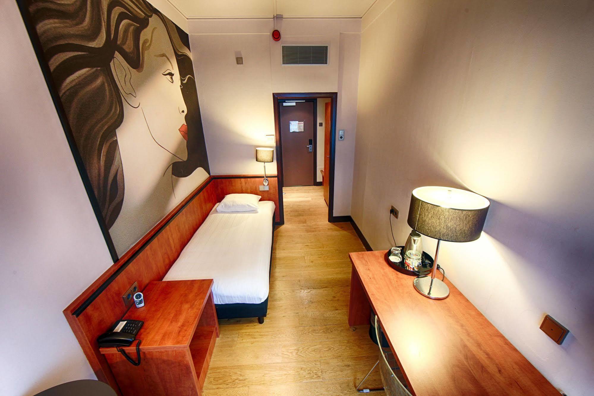Leonardo Center Hotel 4*
