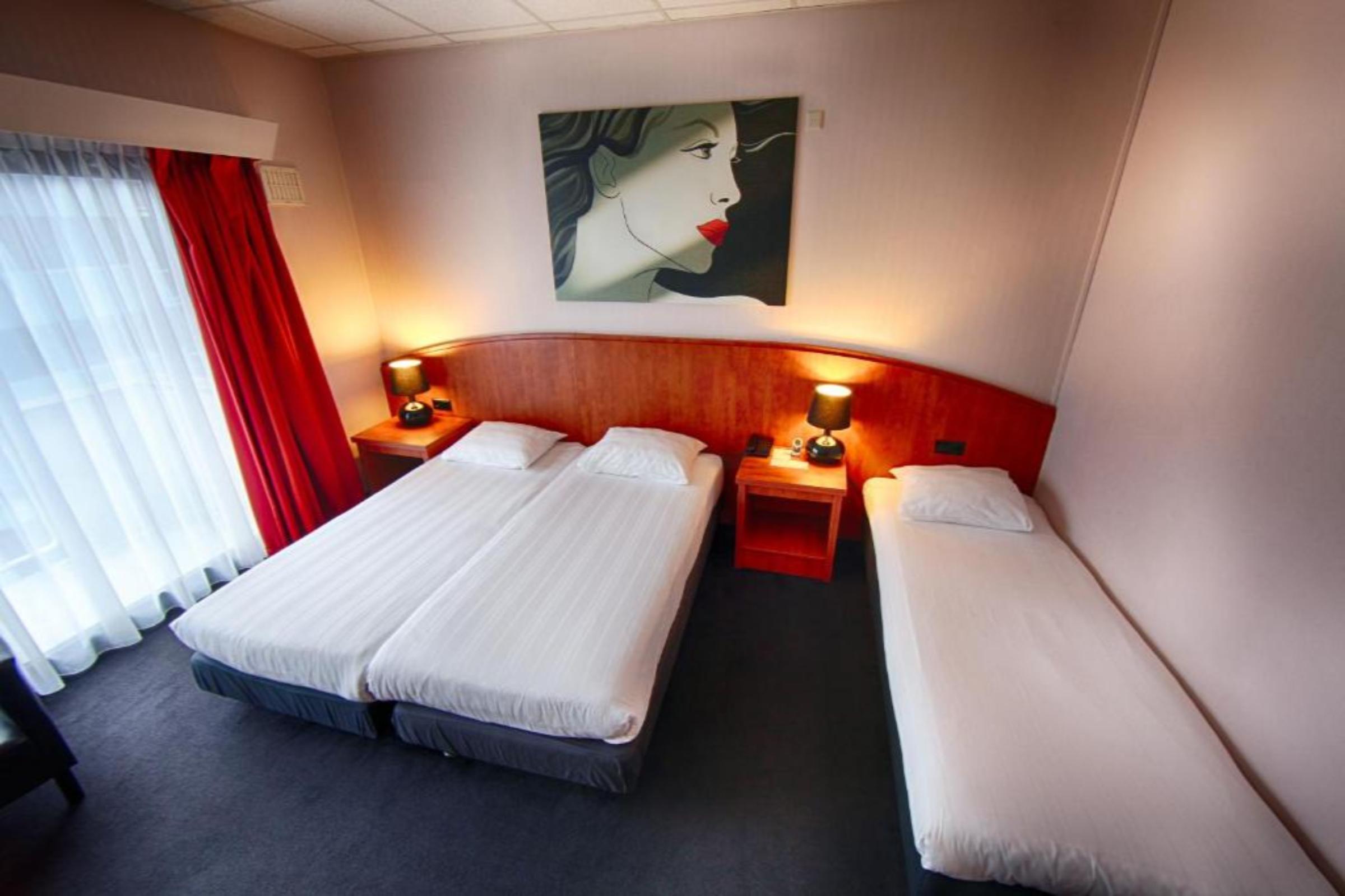 Leonardo Center Hotel 4*